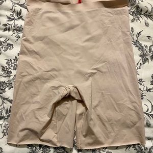 Mid-thigh length spanx